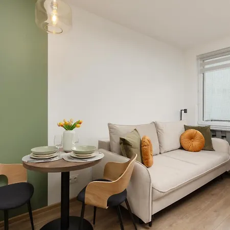 Cozy Studio Kolorowa Ursus By Renters * Varşova